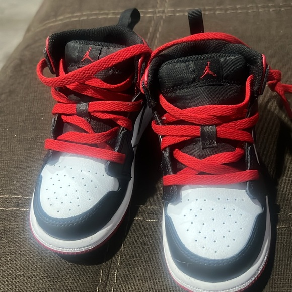 Jordan - Picture 5 of 8